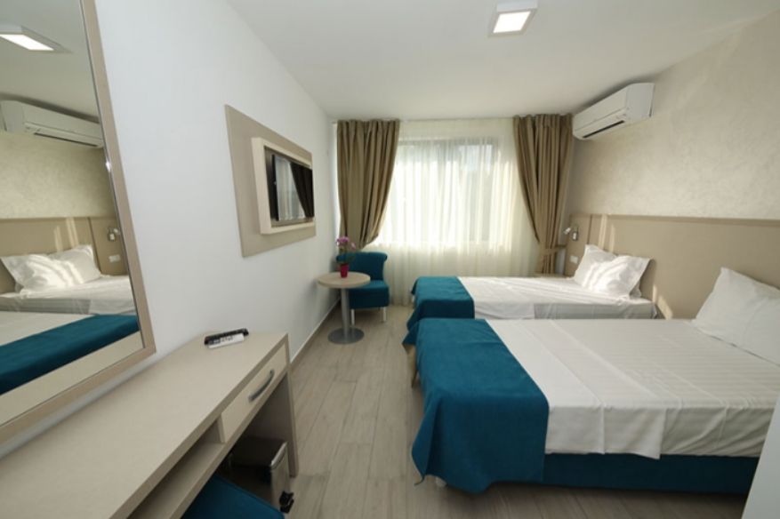 Twin cu balcon
